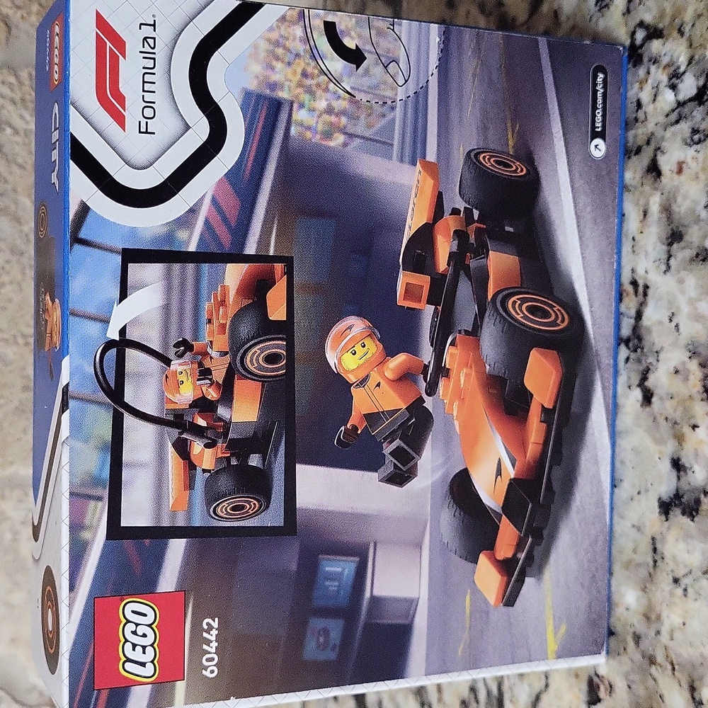 LEGO Bundle - Picture 6 of 7